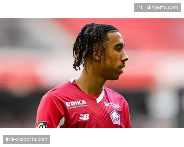 里尔主力中卫约罗恢复轻度有球训练，有望在国际比赛日后复出