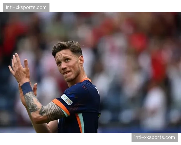 特写：穆科科替补登场秒传助攻，多特蒙德扳平比分